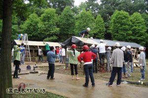 組裝模組化屋訂竹片