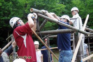 竹屋屋頂結構固定